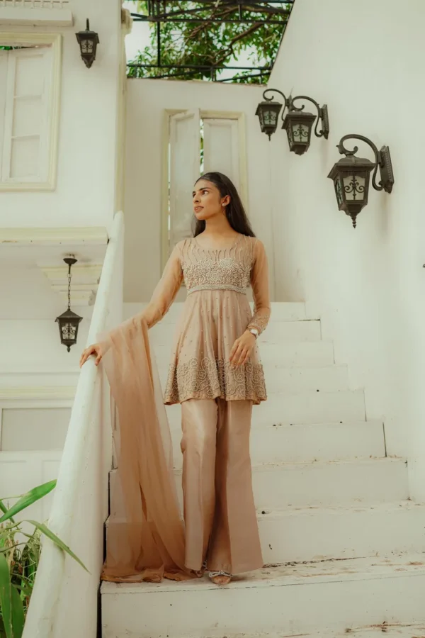 Ujala UJ-008